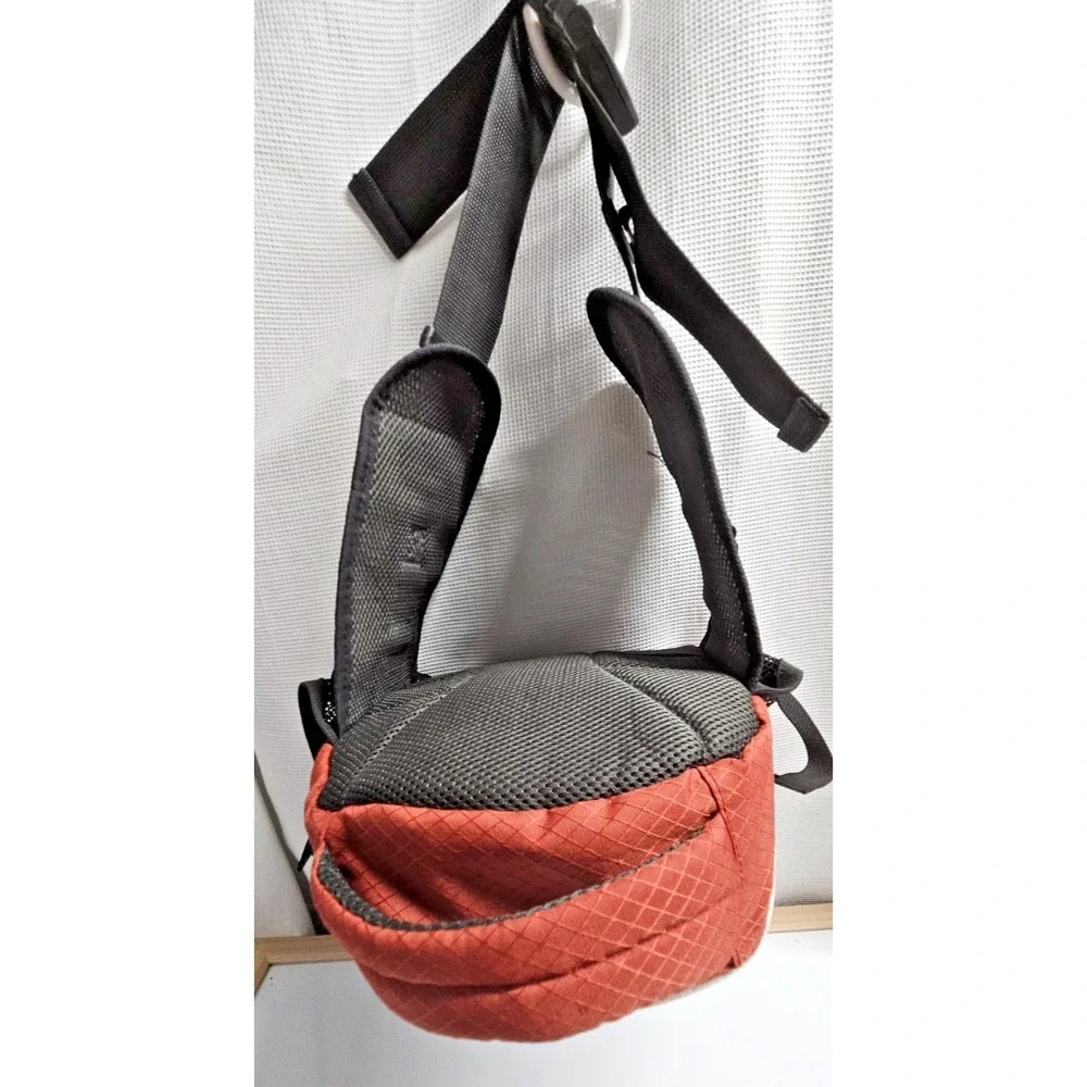 High Sierra Small Backpack in Cream, Rust and Black
